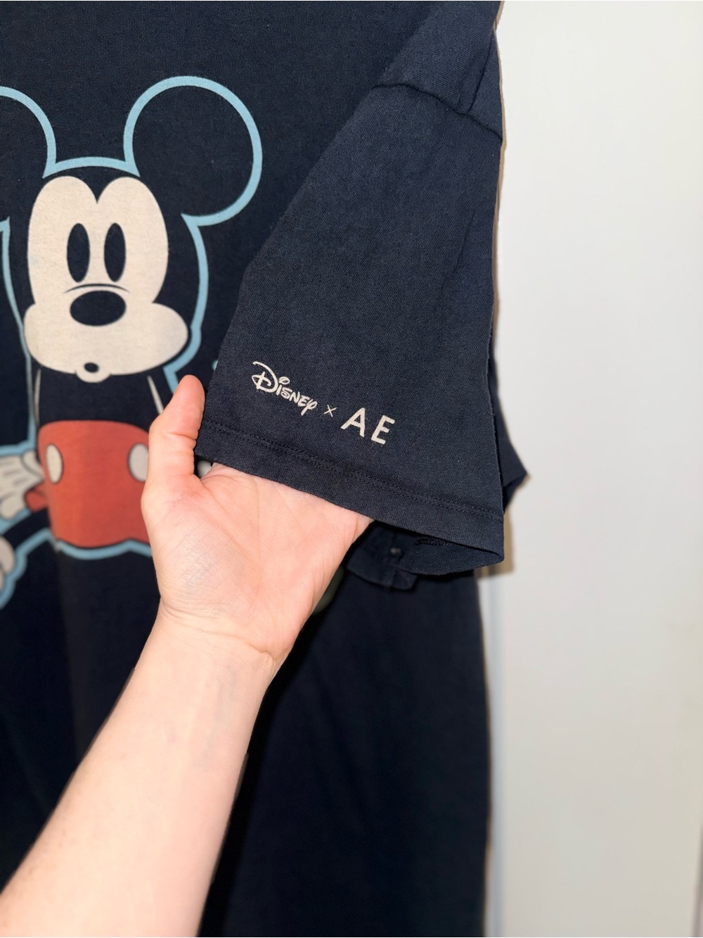 Ae X Mickey Mouse Oversized Graphic Tee - Classic Disney Print (M) - Picture 4 of 5